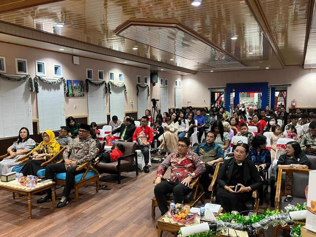 Penuh Kebersamaan, Dislutkan Kalteng Gelar Perayaan Natal Tahun 2024