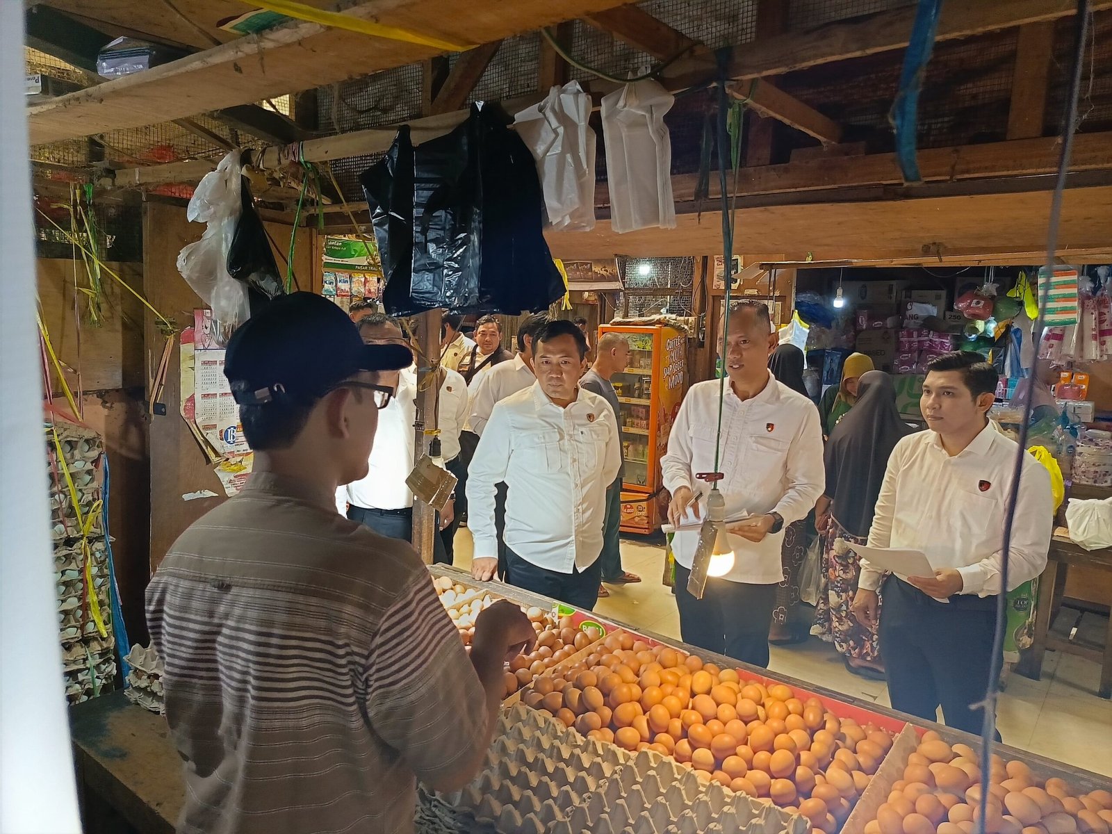 Stok Aman dan Imbau Pedagang Tidak Naikan Harga di Bulan Ramadan, Dirreskrimsus Polda Kalteng Pimpin Peninjauan Pasar