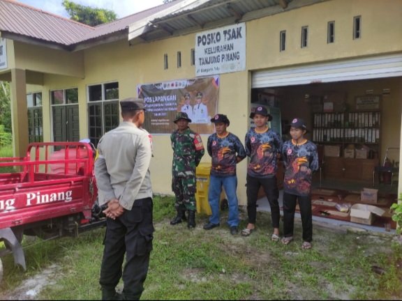Bhabinkamtibmas Tanjung Pinang Ajak Warga Cegah Karhutla