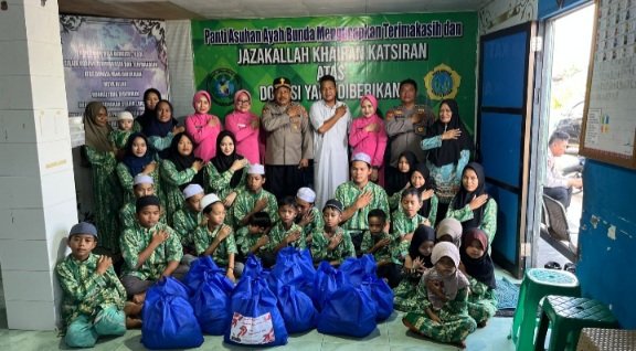 Momen HUT ke-79 Bhayangkara, Polresta Palangka Raya Salurkan Bansos ke Panti Asuhan