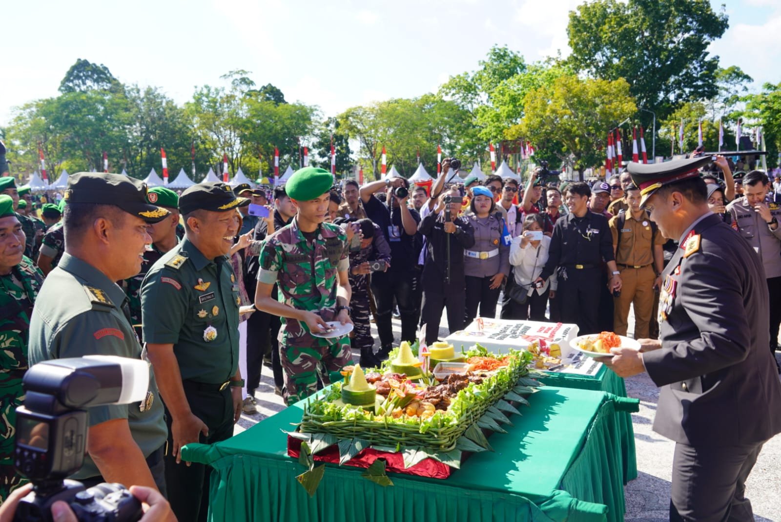 Bukti Sinergitas TNI-Polri, Korem 102 Berikan Surprise di Hari Bhayangkara ke-79