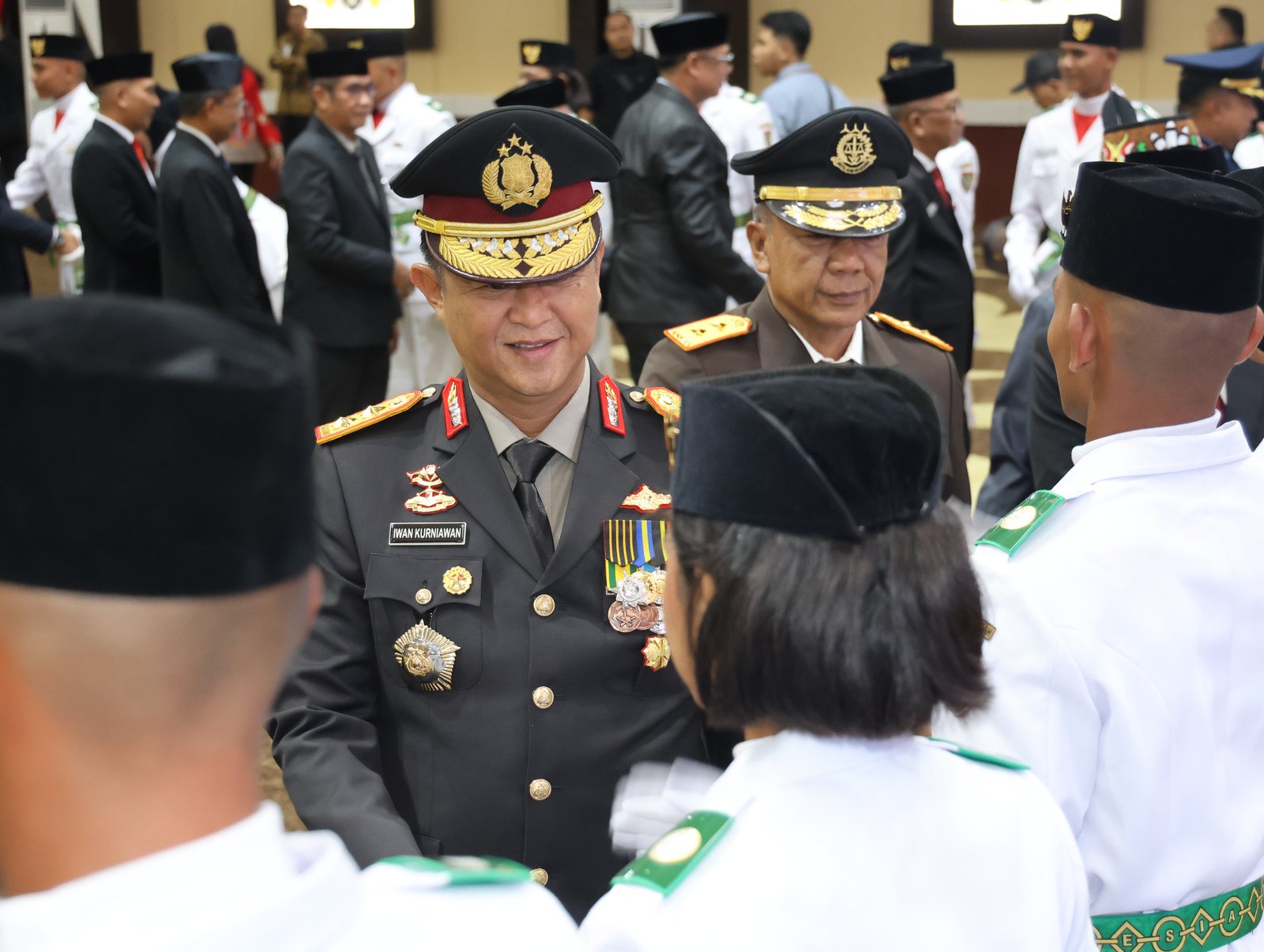 Jelang HUT RI ke-80, Kapolda Kalteng Hadiri Pengukuhan Paskibraka Provinsi Kalteng