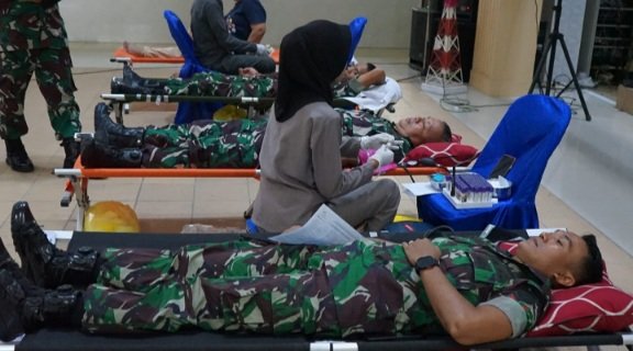 TNI dan RRI Peduli Rakyat Gelar Donor Darah