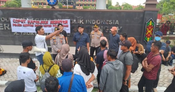 Polresta Jaga Keamanan dan Ketertiban Aksi Damai AMUK di Mapolda Kalteng