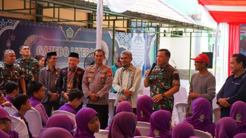 Launching SPPG Secara Vicon, Pangdam XXII/TB: TNI Dukung Program MBG