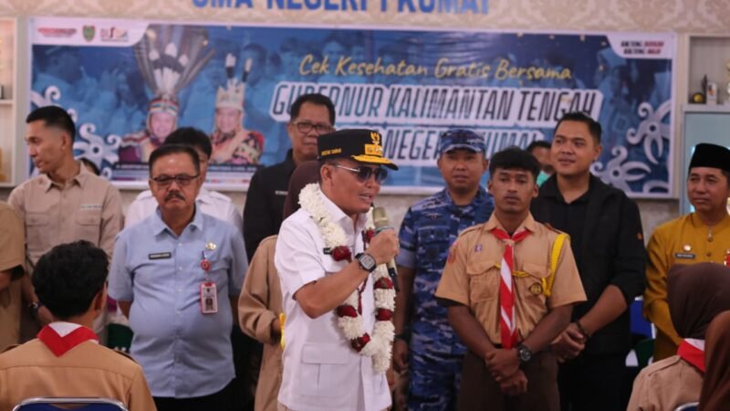 Gubernur Tinjau Digitalisasi Pembelajaran di SMAN 1 Kumai