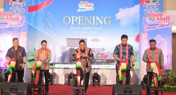 Kapolda Hadiri Peresmian Duta Mall Palangka Raya