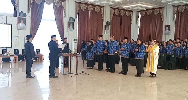 Pelantikan dan Penyerahan SK PPPK, Pemkab Kapuas Dorong ASN Siap Layani Masyarakat