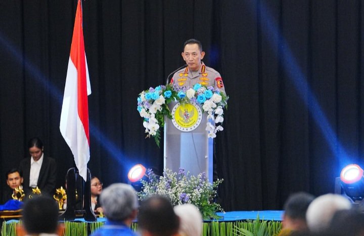 Kapolri Hadiri Kompolnas Award: Polri Tak Antikritik, Komitmen Terus Perbaiki Diri!