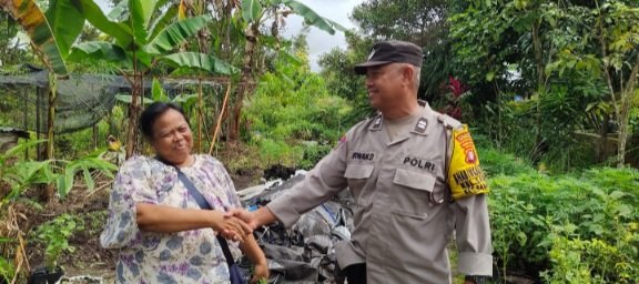 Bhabinkamtibmas Polsek Sabangau Rangkul Warga di Sabaru Cegah Tindak Pidana