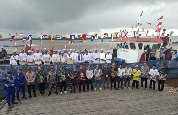 Gelaran Pesta Rakyat “Selamatan dan Sedekah Laut Pegatan” Berlangsung Sukses dan Penuh Makna