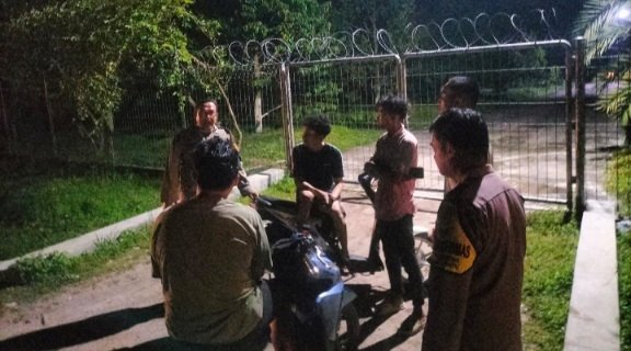 Polsek Bukit Batu Cegah Balapan Liar, Ajak Remaja Tangkiling Bijak di Jalan Raya