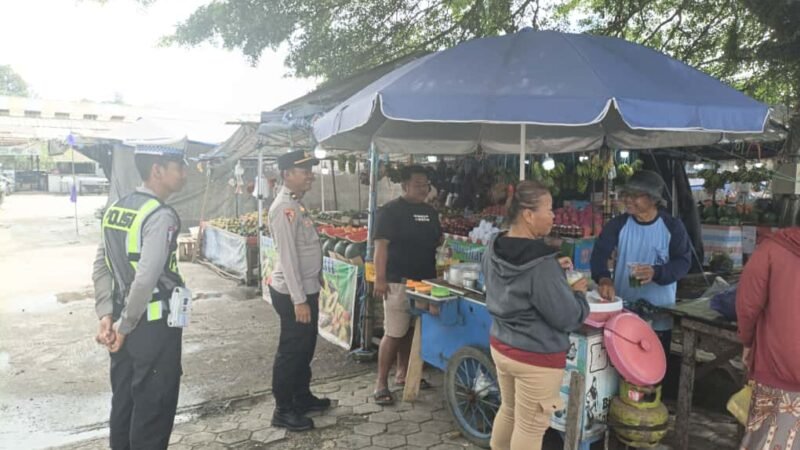 Patroli Objek Vital dan Pasar, Satgas Pamapta I Polres Gumas Sambangi Warga 