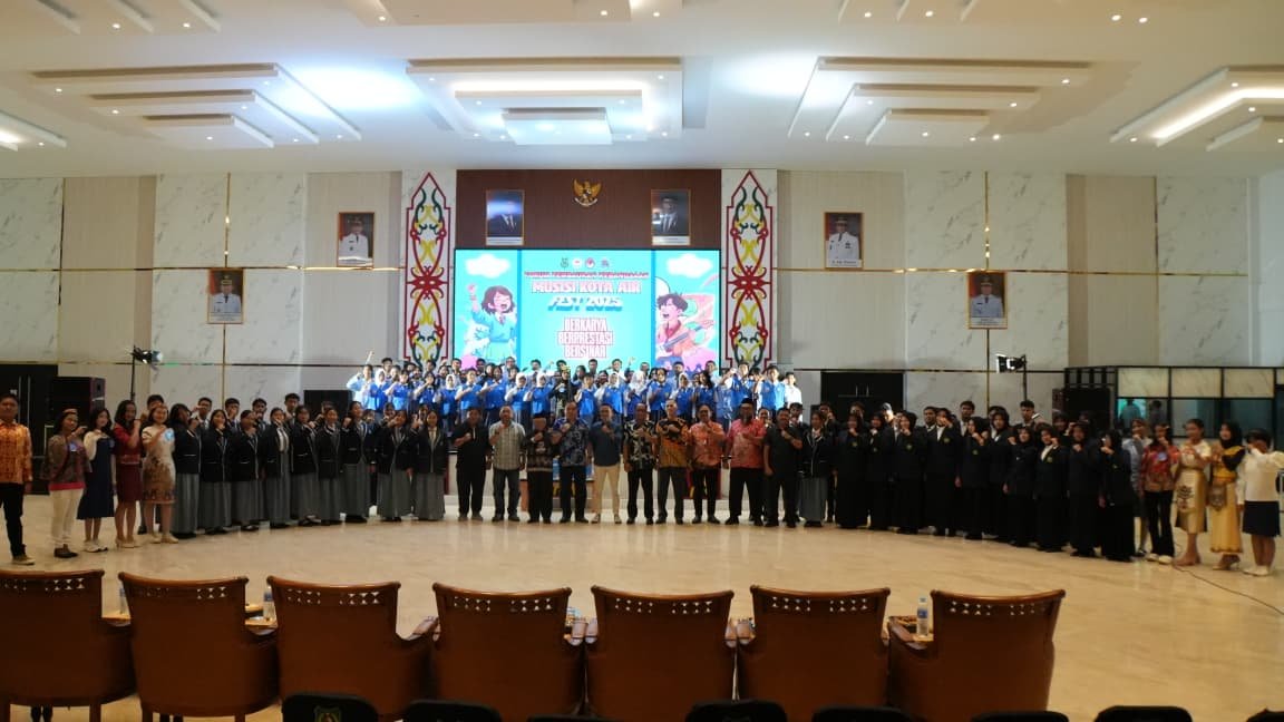 Malam Penganugerahan Kota Air Fest 2025 Warnai Kreativitas Pelajar Kapuas
