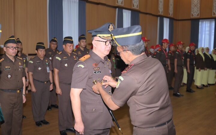 Arip Zahrulyani Dilantik Sebagai Wakajati Kalteng Gantikan M. Sunarto