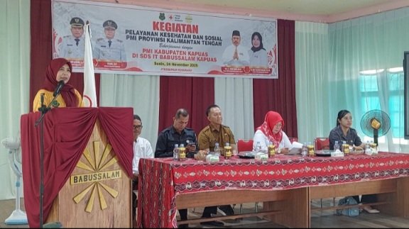 PMI Kalteng dan PMI Kapuas Gelar Edukasi Hidup Bersih bagi Siswa SDS IT Babussalam