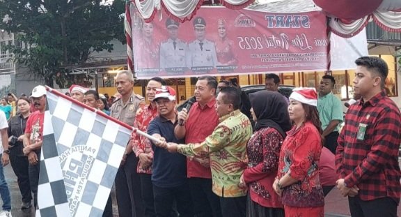 Pawai Lilin Natal 2025 Warnai Kota Kuala Kapuas dengan Suasana Meriah dan Khidmat