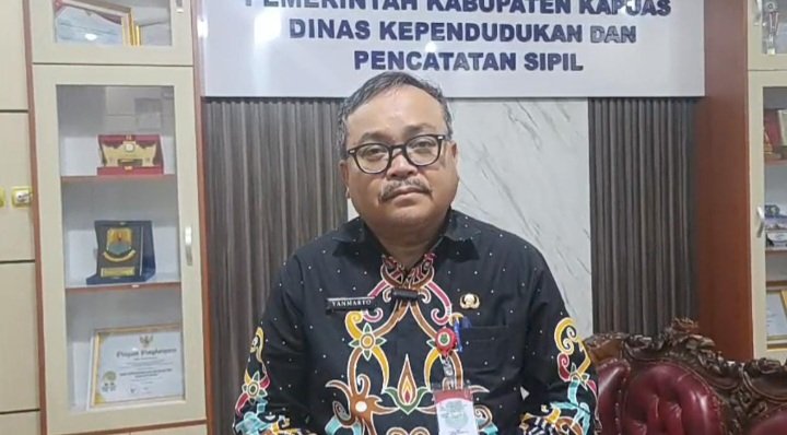 DISDUKCAPIL Kapuas Pastikan Stok Blangko E-KTP Aman Hingga Awal 2026
