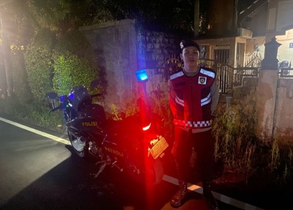Ciptakan Keamanan, Satsamapta Polresta Palangka Raya Patroli di Komplek Pemukiman