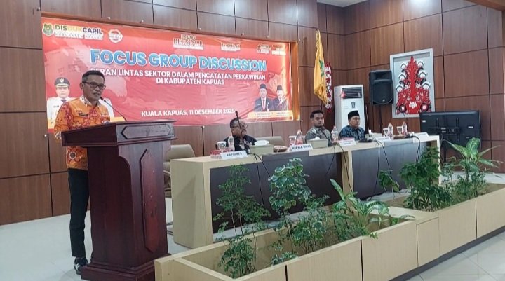 Dukcapil Kapuas Dorong Perlindungan Warga Lewat FGD Perkawinan di Bawah Umur