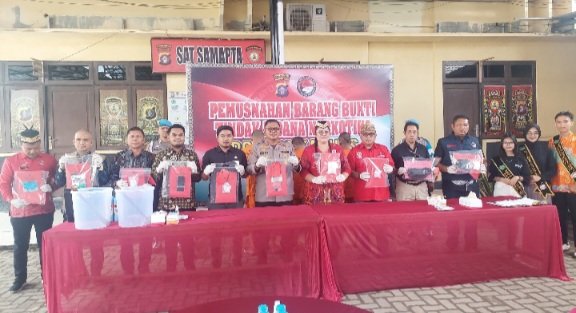 Polres Kapuas Musnahkan 312,4 Gram Sabu, Tegaskan Komitmen Perangi Narkotika