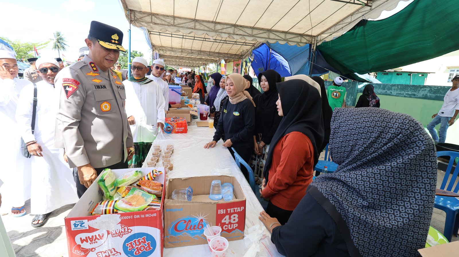 Polri Menyapa Jamaah Haul Guru Sekumpul, Polda Kalteng Kerahkan Ratusan Personel