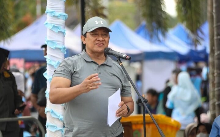 Wagub Buka Jalan Sehat dan Senam Pagi ASN Peringati Hari Desa Nasional 2026