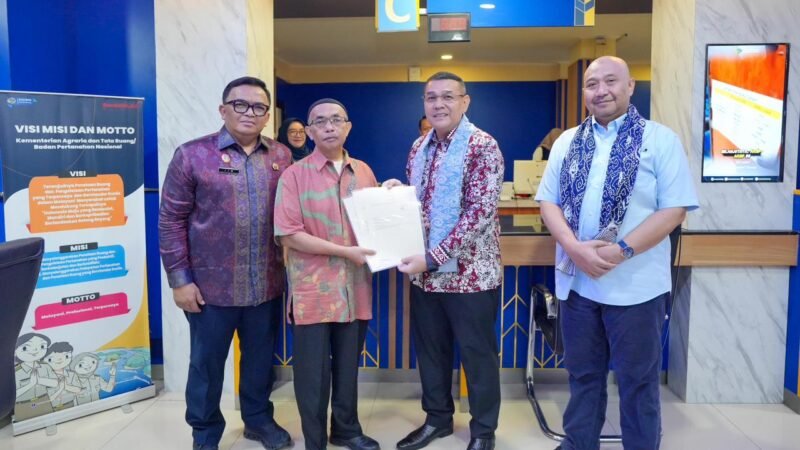 Arahan Wamen Ossy: Kabupaten Bandung Berpotensi Jadi Model Pelayanan Pertanahan Nasional