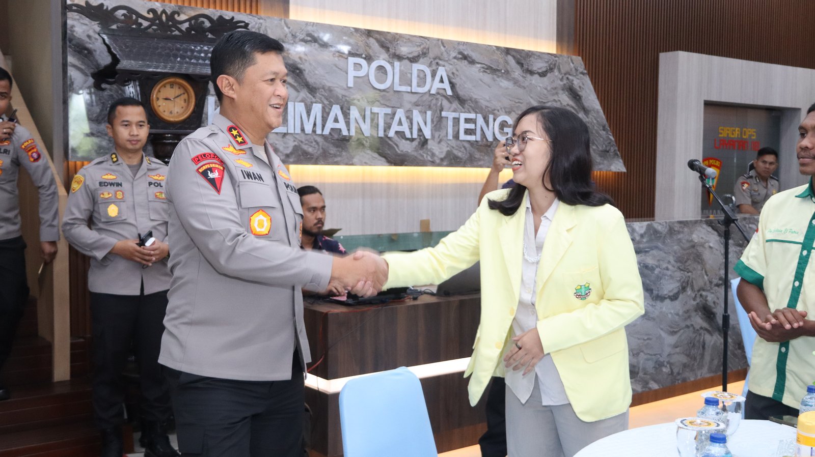 Diskusi Santai Kapolda Kalteng dan OKP Bahas Isu Kamtibmas