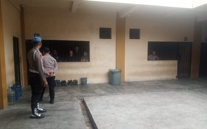 Pengecekan Rutin Kondisi Tahanan Pastikan Kondusif & Aman