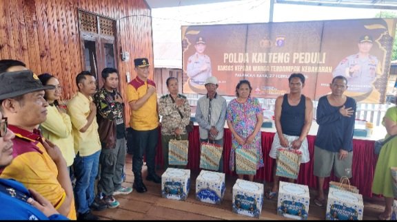 Polda Kalteng Gelar Aksi Bakti Sosial dan Kebersihan di Lokasi Kebakaran Mendawai, Wujud Solidaritas Untuk Indonesia Asri
