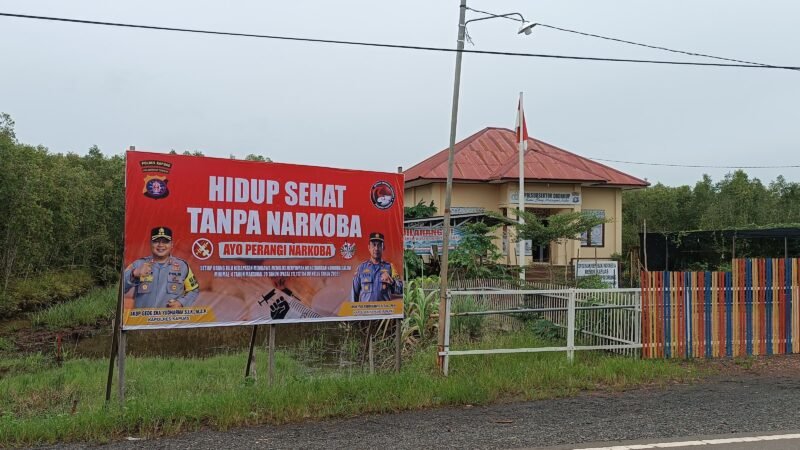 Kampanye Humanis Anti Narkoba, Satresnarkoba Polres Kapuas Pasang Spanduk Imbauan