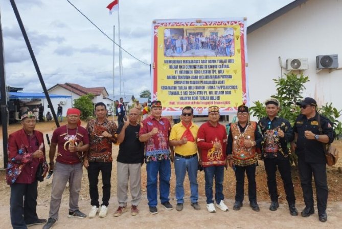 PT Hutanindo Agro Lestari Tunduk Putusan Adat, Sengketa Lahan dan Makam Leluhur di Tualan Hulu Berakhir Damai