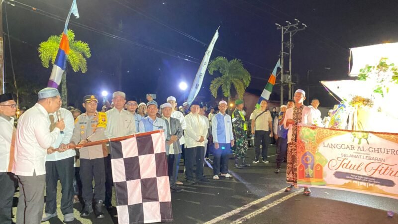 Bupati Ahmad Rifa’i Meriahkan Festival Takbiran dan Pawai Kreasi Idul Fitri 1447 H