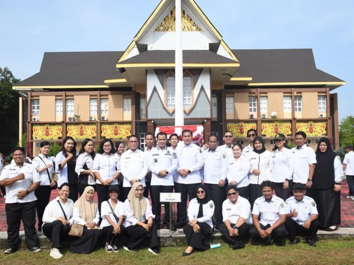 Hari Pertama Kerja Usai Lebaran, Pemkab Pulang Pisau Gelar Apel Gabungan Penuh Nuansa Kebersamaan