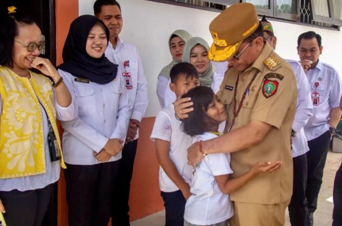 Dukung Pendidikan Unggulan yang Berdaya Saing Global, Gubernur Kalteng Hibahkan 20 Hektare Tanah Pribadi