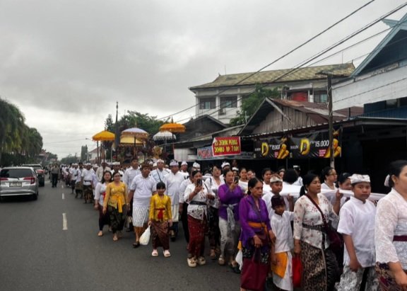 Polresta Palangka Raya Amankan Prosesi Melasti Sambut Hari Raya Nyepi