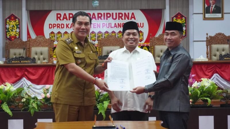 Wabup Pulang Pisau Jaya Hadiri Paripurna DPRD Bahas Perubahan Propemperda 2026