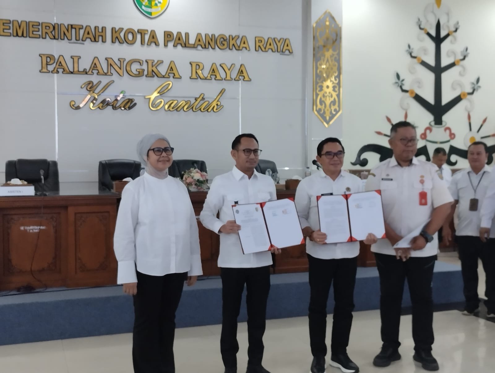 Pemko Palangka Raya Terima 14 Sertifikat Aset Tanah