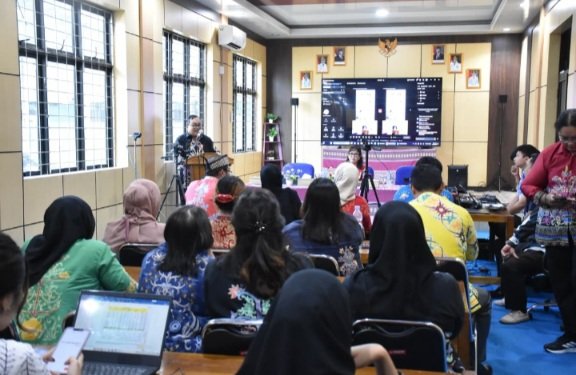 Disdukcapil Kapuas Luncurkan SIMPEL WA, Layanan Adminduk Kini Bisa Diakses via WhatsApp