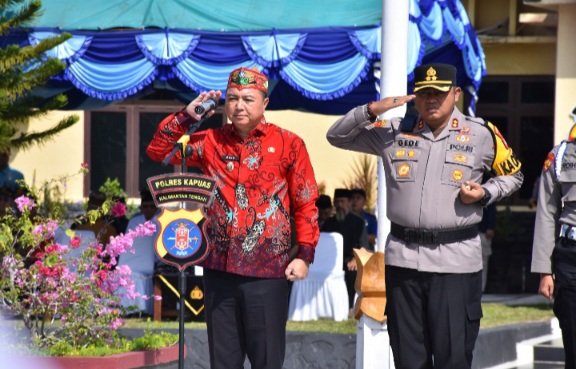 Wabup Kapuas Pimpin Apel Gelar Pasukan Operasi Ketupat Talabang 2026