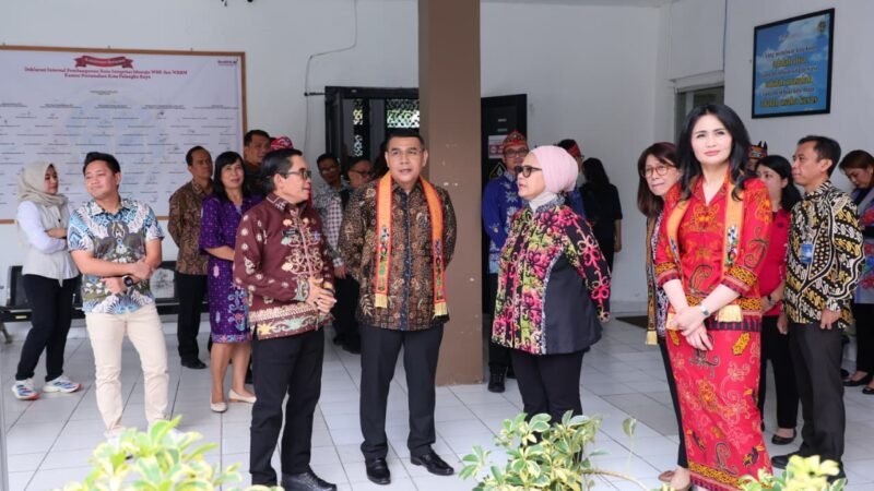 Sentuh Langsung Pelayanan Warga, Wamen Ossy Ingin Urusan Tanah di Palangka Raya Makin Mudah