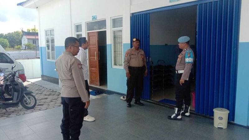 Polsek Pahandut Pantau Aktivitas Proses MBG di SPPG 2 Polda Kalteng