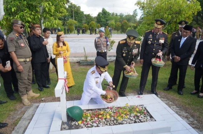 Gubernur Agustiar Sabran Tegaskan Pentingnya Menghargai Jasa Pahlawan
