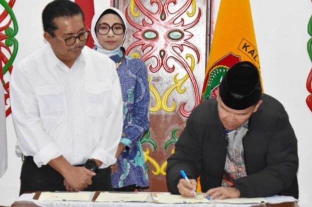 Gubernur Agustiar Sabran Tandatangani Nota Kesepakatan Penyelenggaraan Pendidikan Tinggi Vokasi Bidang Pertanian