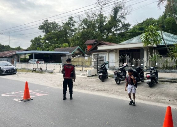 Samapta Polresta Palangka Raya Gatur Pagi di SDN 1 Bukit Tunggal