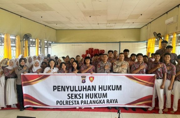 Seksi Hukum Polresta Berikan Penyuluhan Hukum di SMAN 6 Palangka Raya