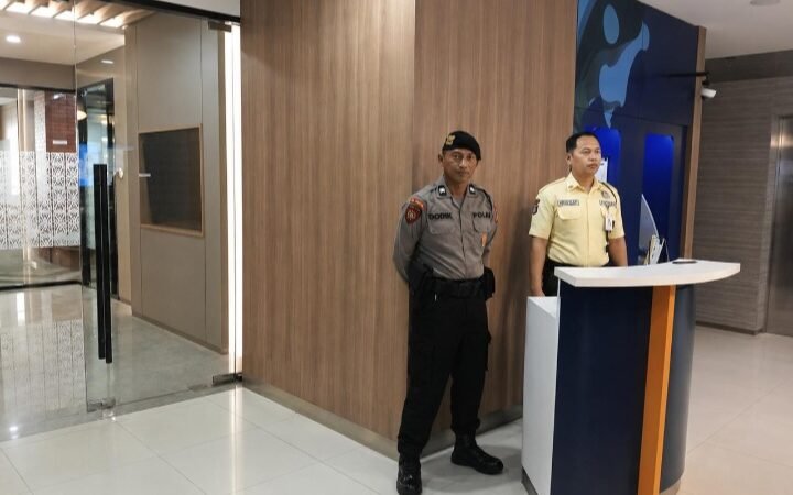 Satpamobvit Polresta Palangka Raya Ciptakan Rasa Aman di Perbankan