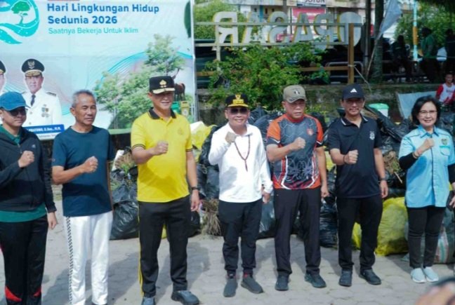 Peringati Hari Lingkungan Hidup Sedunia 2026, Pemprov Kalteng Gelar Aksi Korvei di Kawasan Pasar Kahayan