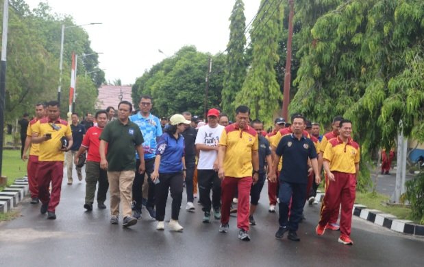 Sambut HUT ke-80 Bhayangkara, Polda Kalteng Gandeng Insan Pers Perkuat Sinergi Dengan Jalan Sehat